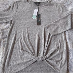 NWT super soft gray top- Stitchfix size M